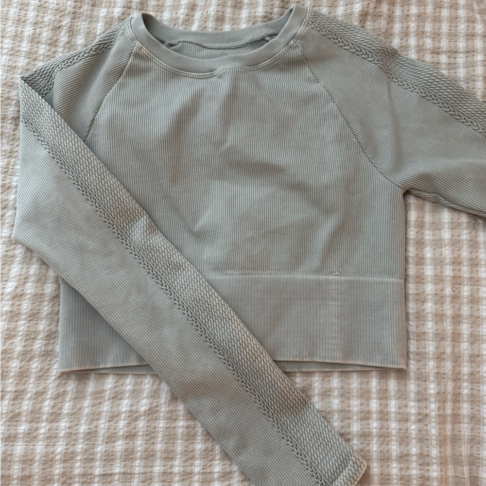 Aerie Light Gray Long Sleeve Top